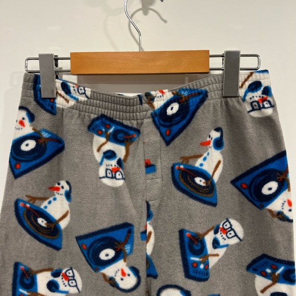 Gap Kids, boy’s fleece PJ bottoms - Picture 4 of 9